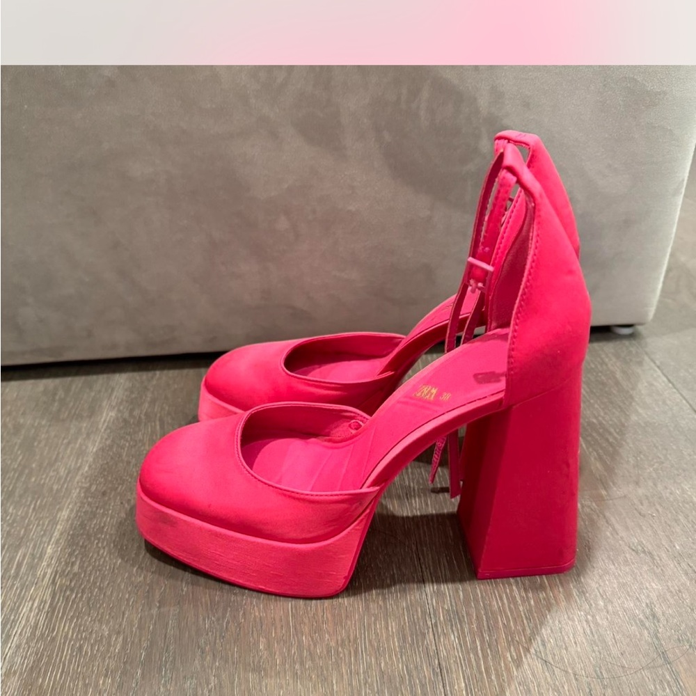 Zara Elegant Pink Platform Heels